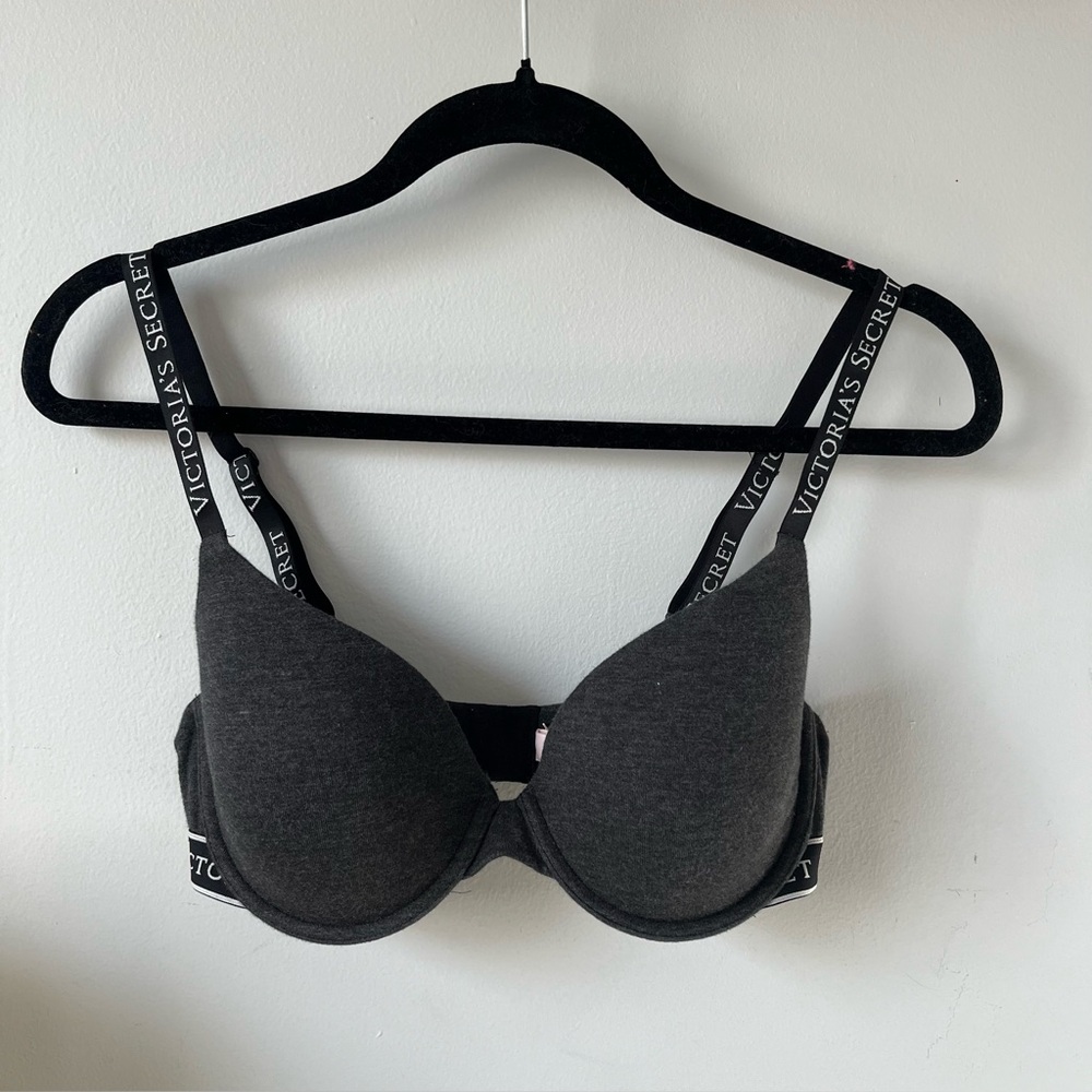 Victoria's Secret Bombshell Push-up Sexy Club Party Bra Logo Straps Sz 34D